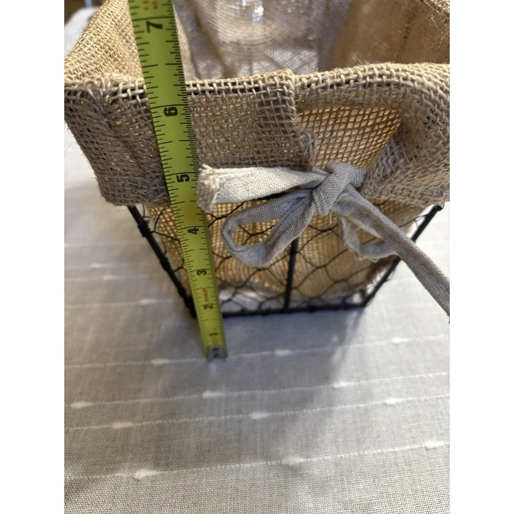 Rustic Country Farmhouse-style wire storage basket with removable burlap liner